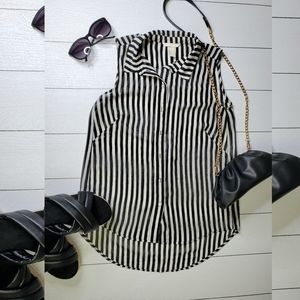 Striped Sleeveless Button-up Blouse with Collar